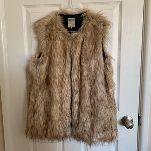 Zara faux fur vest